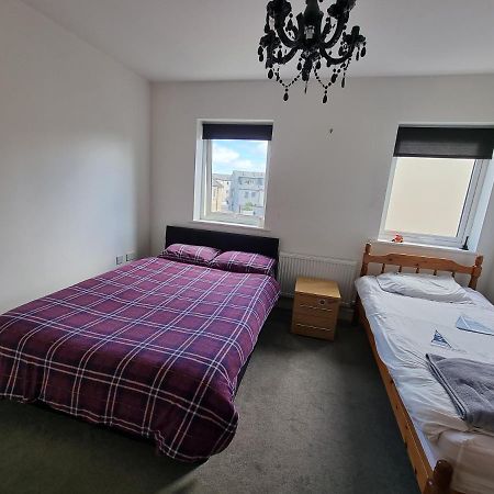 King En-Suite Close To The A30 Camborne Eksteriør bilde